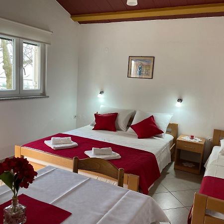 Leca- Small House Medulin Dış mekan fotoğraf