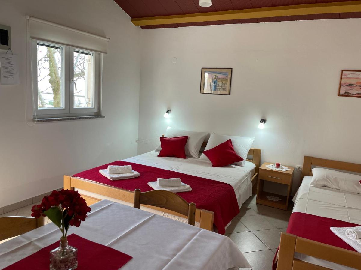 Leca- Small House Medulin Dış mekan fotoğraf