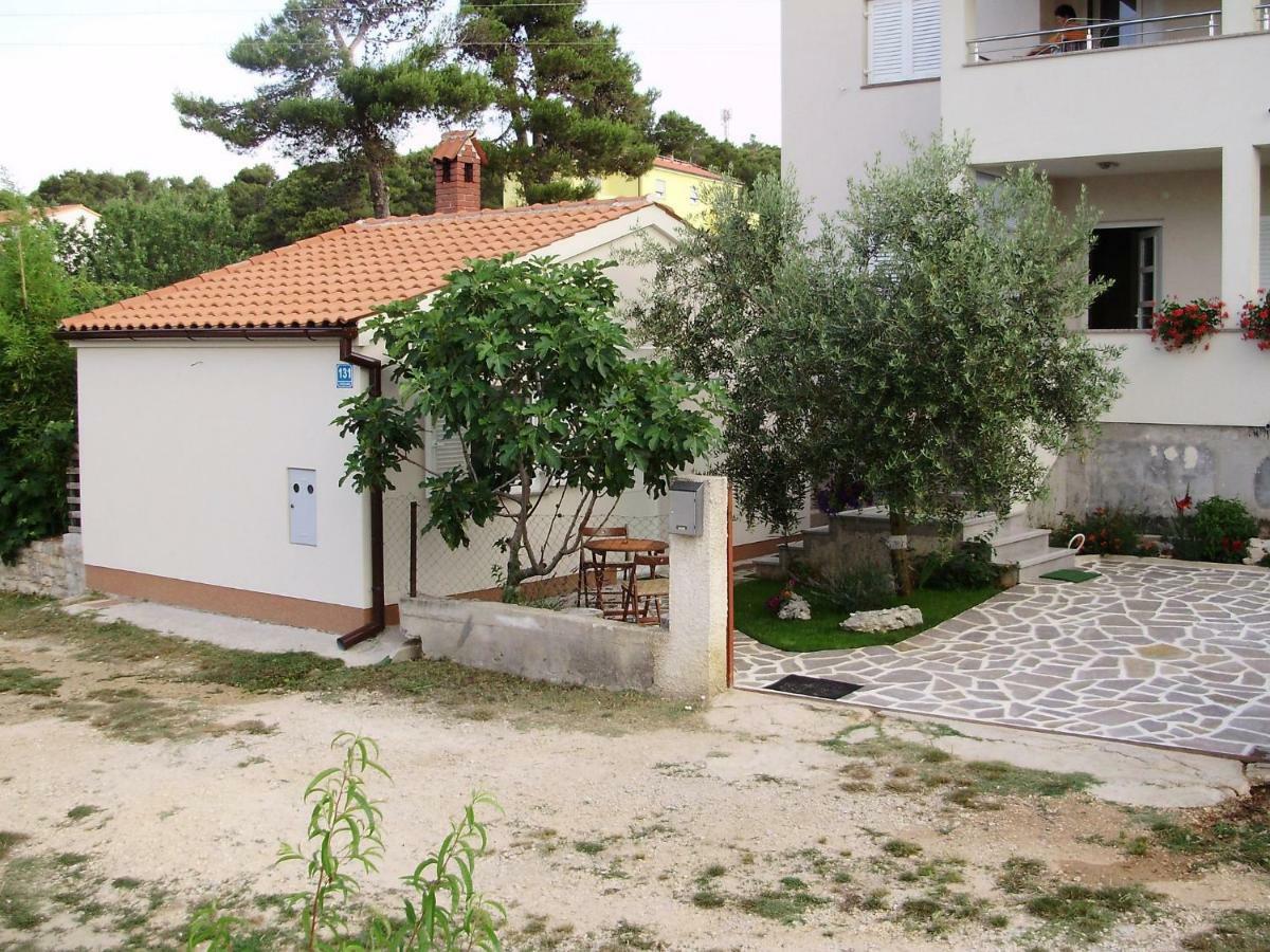 Leca- Small House Medulin Dış mekan fotoğraf