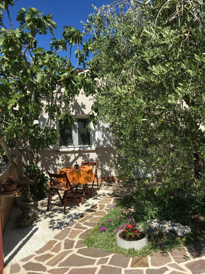 Leca- Small House Medulin Dış mekan fotoğraf